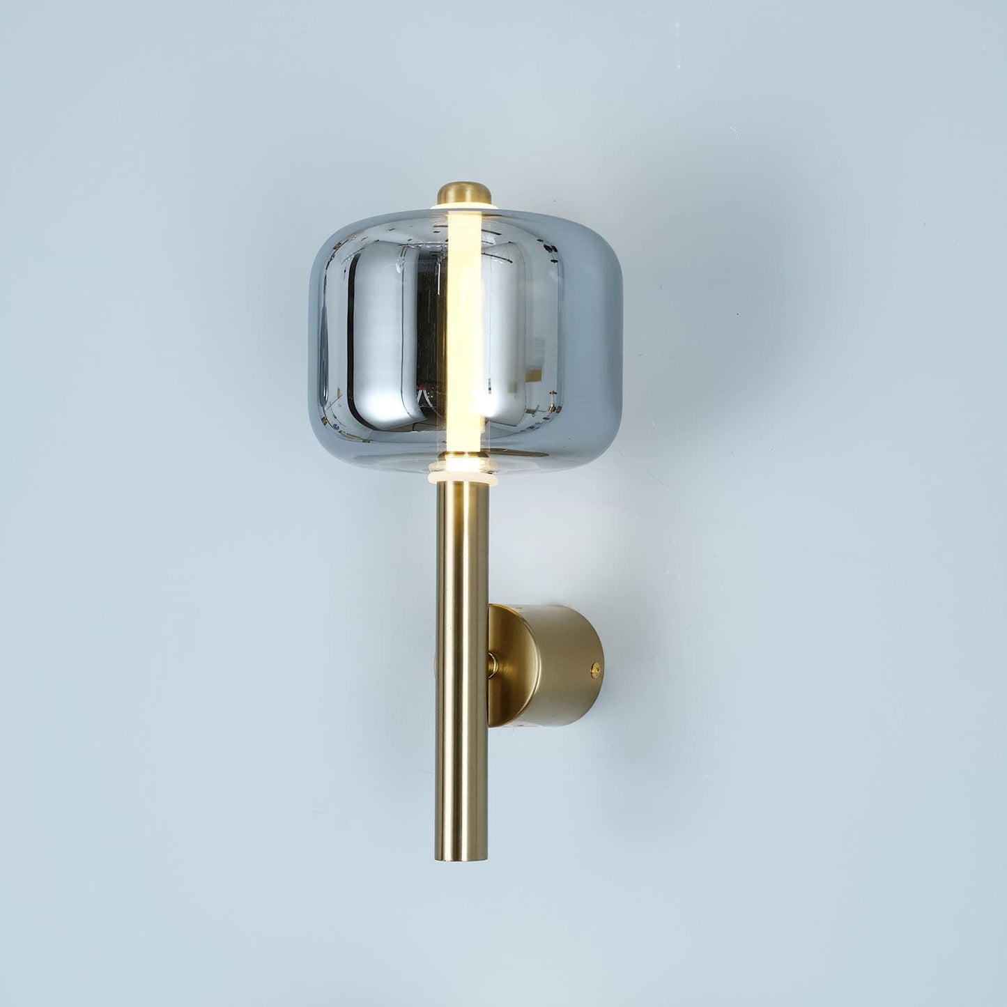 UHD MODERN WALL LAMP